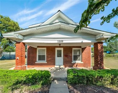 1509 S MAYWOOD Avenue, Independence, MO