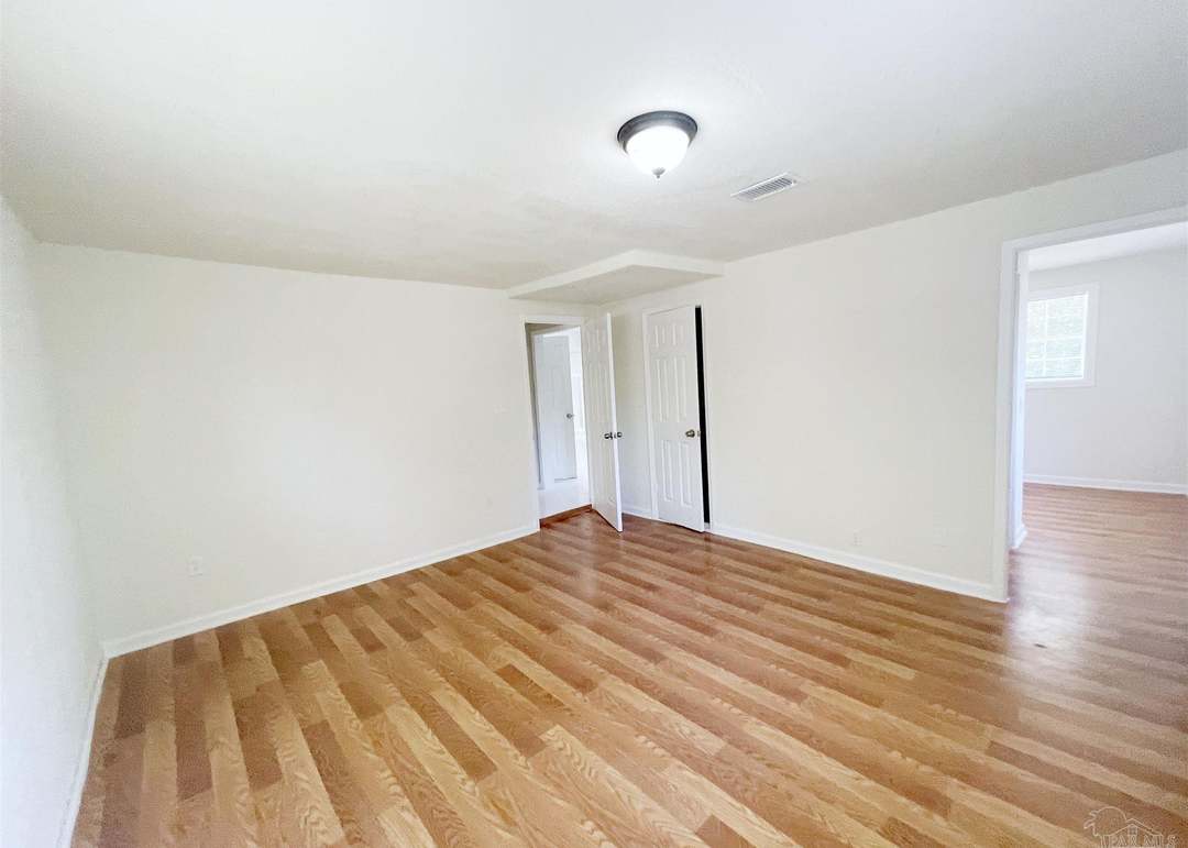 1511 N 62nd St — photo 3