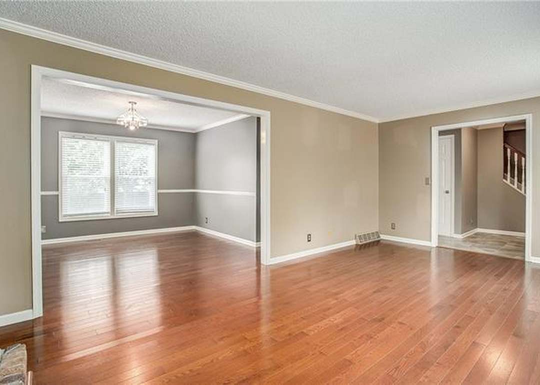 15120 Woodson Street — photo 13