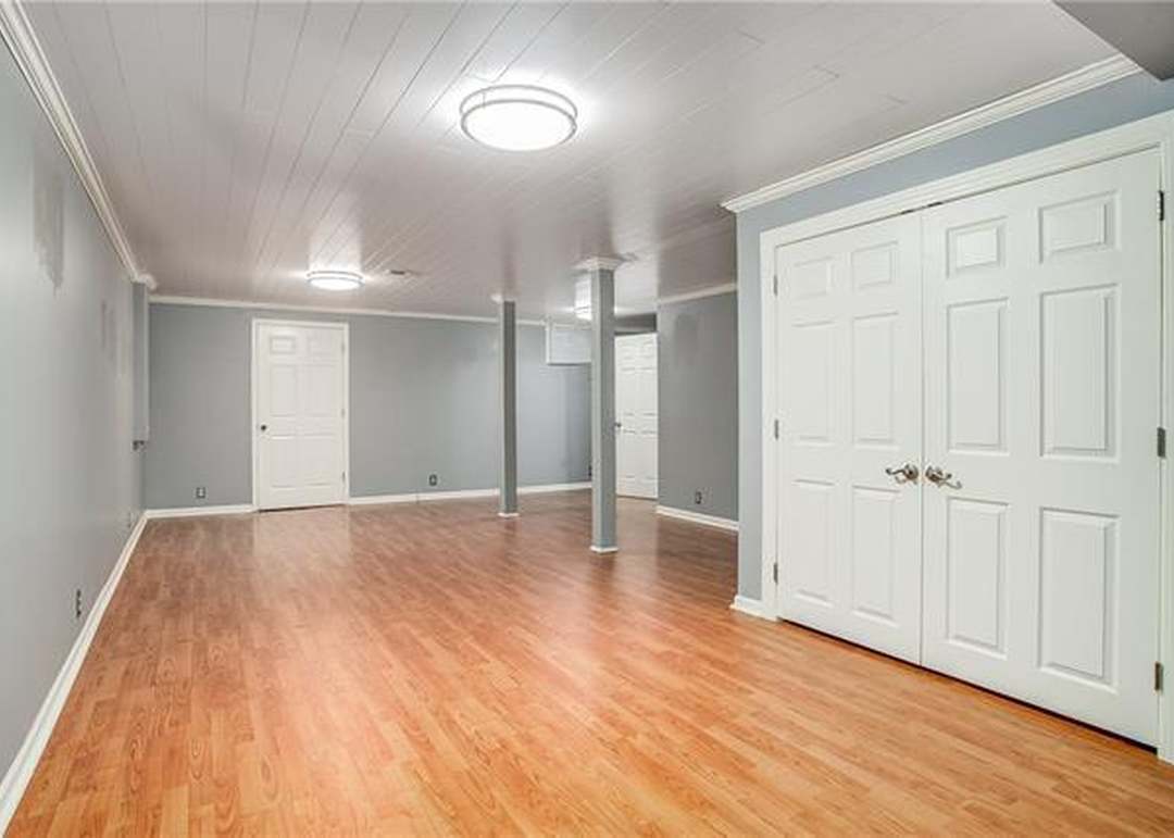 15120 Woodson Street — photo 23