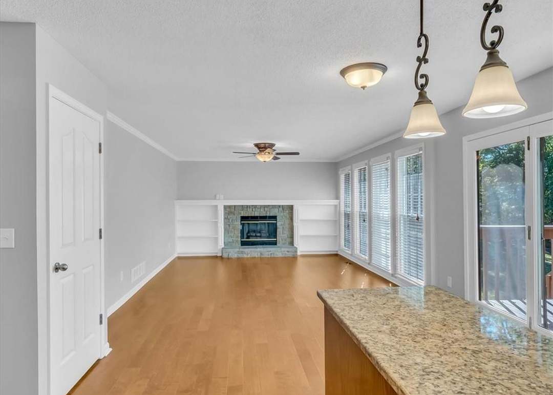 15146 W 132nd Street — photo 12