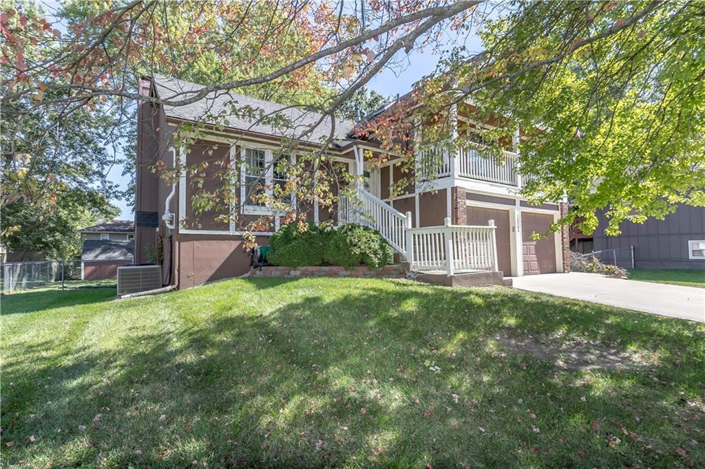 15209 S Seminole Drive — photo 1
