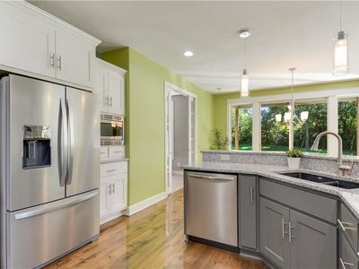1525 SW Hedgewood Lane — photo 14