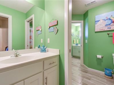 1525 SW Hedgewood Lane — photo 27