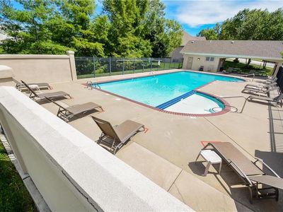 1525 SW Hedgewood Lane — photo 36
