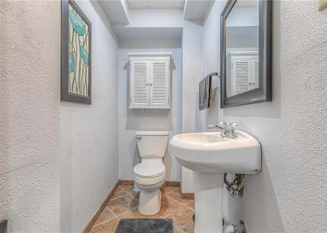 15338 Riley Street — photo 5