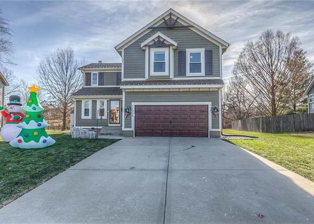 15338 Riley Street — photo 8