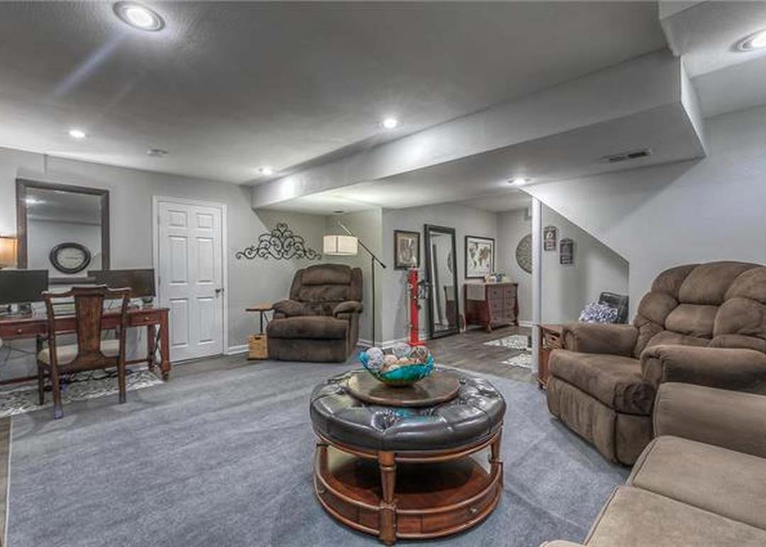 15338 Riley Street — photo 20
