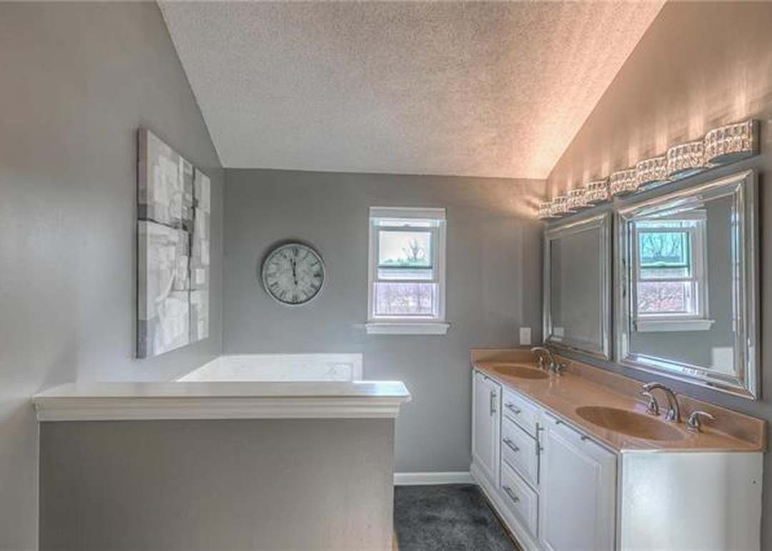 15338 Riley Street — photo 25