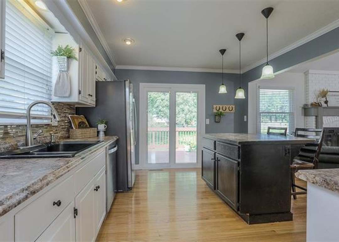 1536 W Cedar Street — photo 14