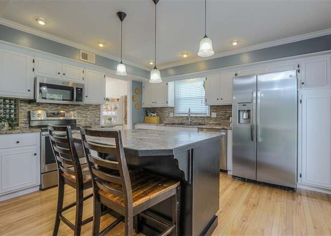 1536 W Cedar Street — photo 16