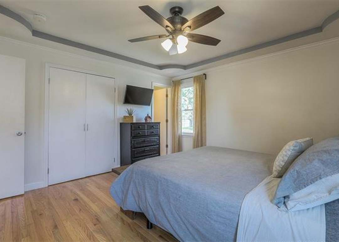 1536 W Cedar Street — photo 21