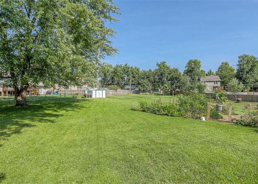 1536 W Cedar Street — photo 28