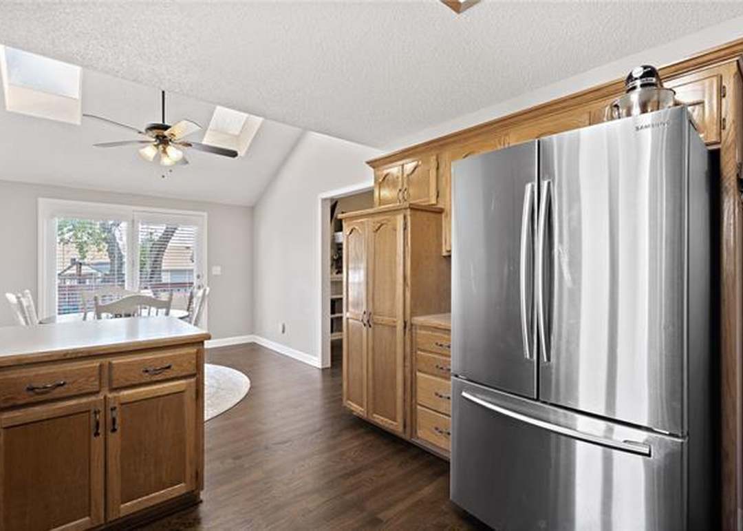 1537 NE Tawny Drive — photo 21