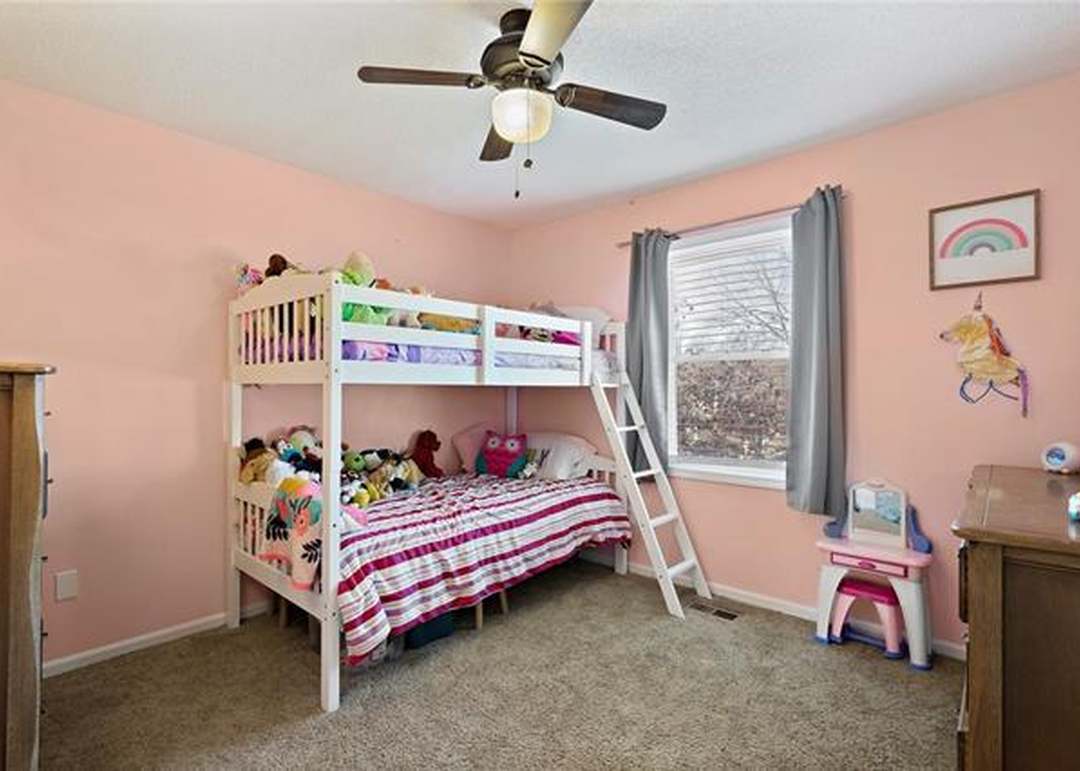 1537 NE Tawny Drive — photo 26