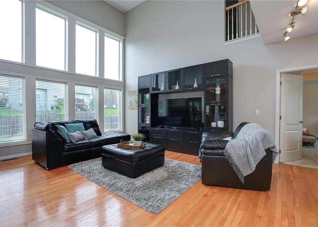 15427 S Greenwood Street — photo 9
