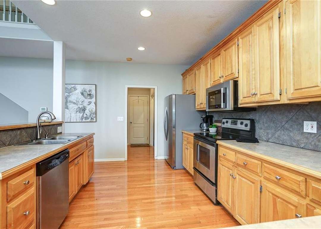 15427 S Greenwood Street — photo 13