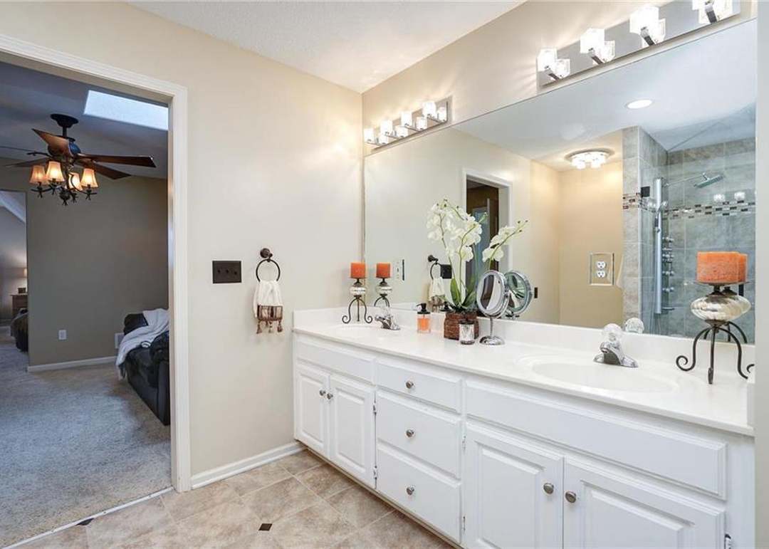 15427 S Greenwood Street — photo 27