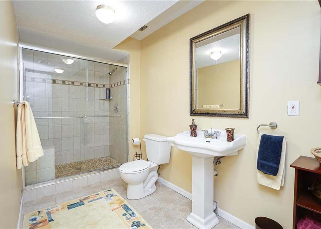 15427 S Greenwood Street — photo 33