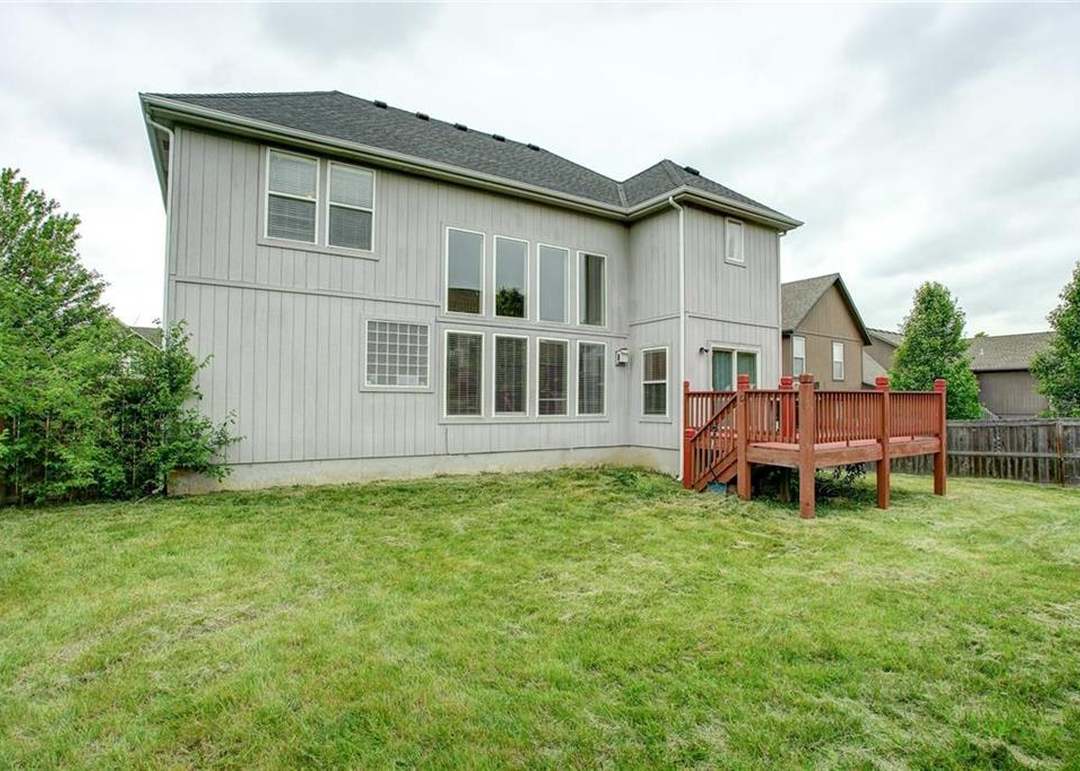 15427 S Greenwood Street — photo 35