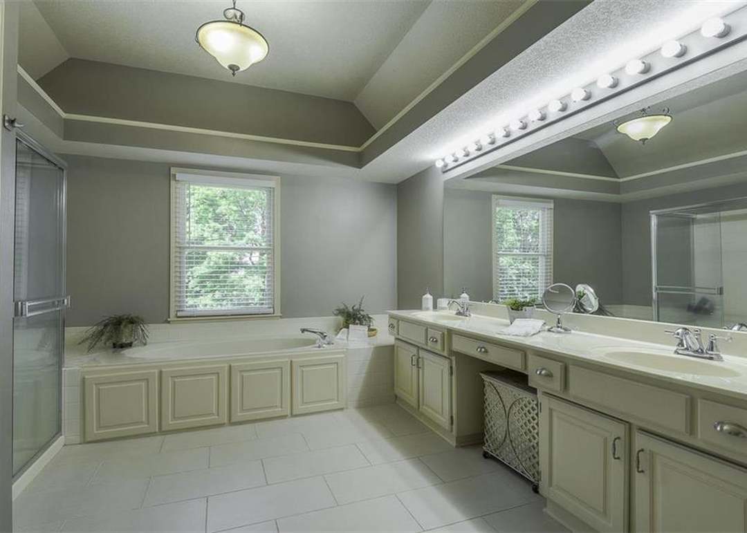 15435 W 144th Terrace — photo 5