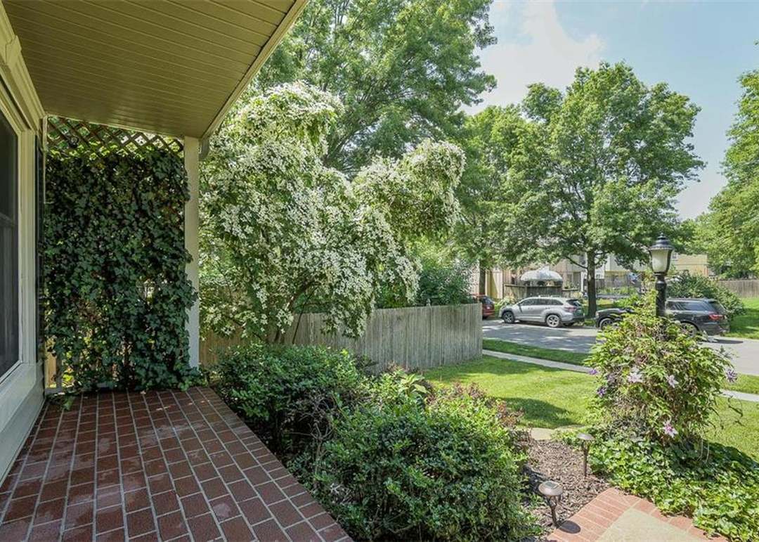 15435 W 144th Terrace — photo 9