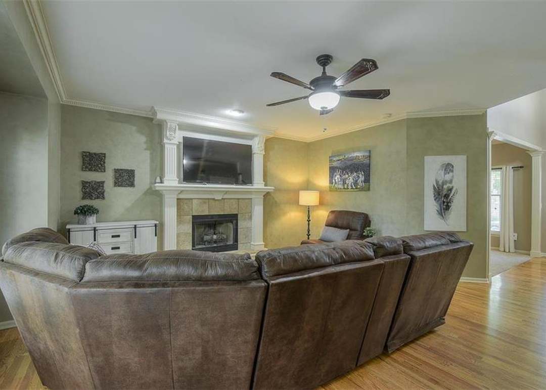 15435 W 144th Terrace — photo 17