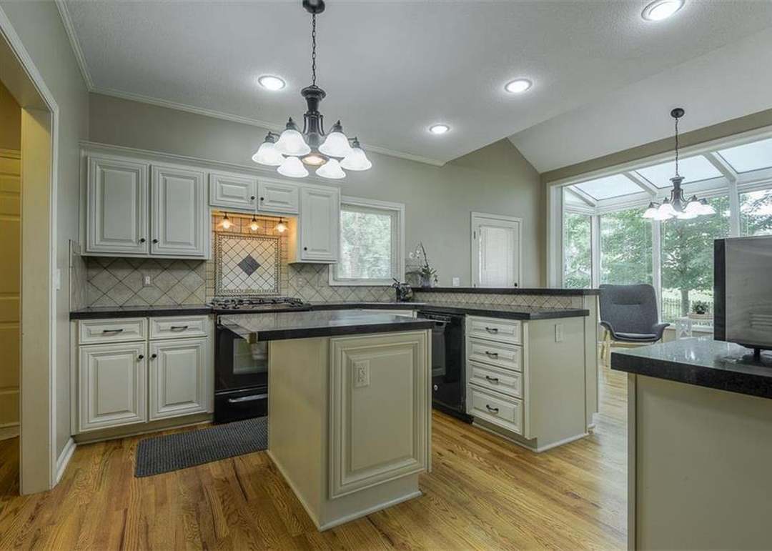 15435 W 144th Terrace — photo 19