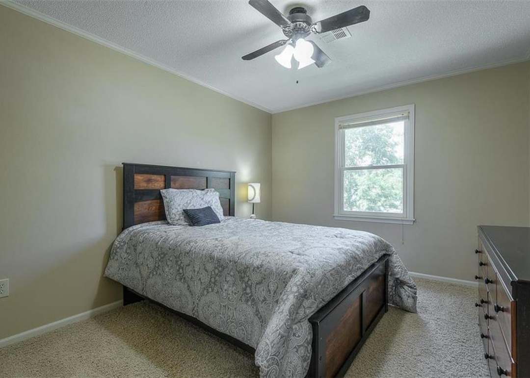 15435 W 144th Terrace — photo 31
