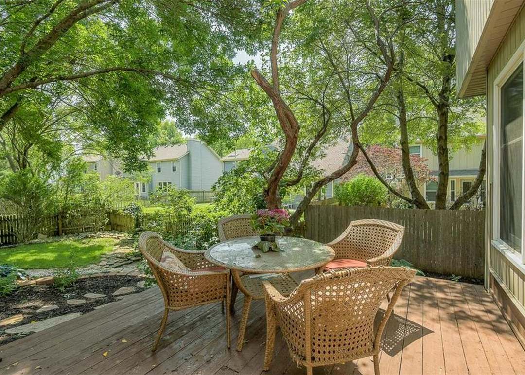 15435 W 144th Terrace — photo 37