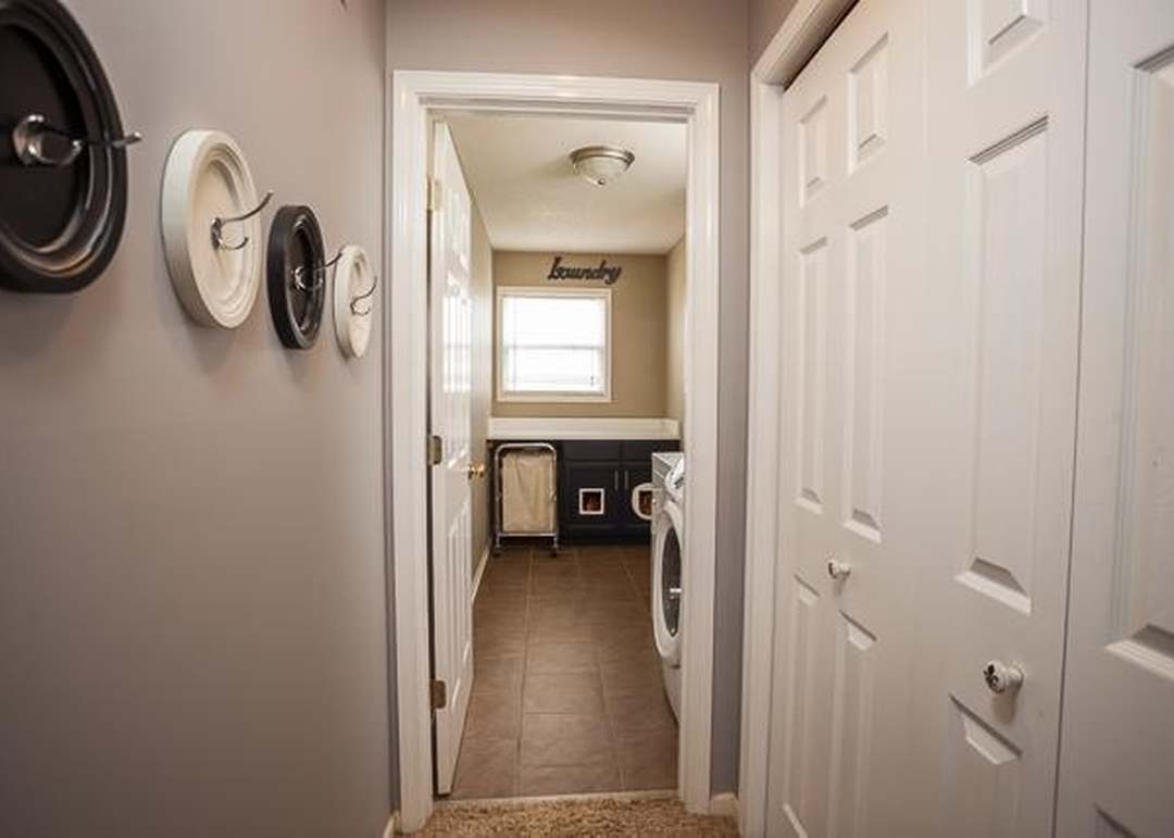 15457 S WYANDOTTE Drive — photo 13
