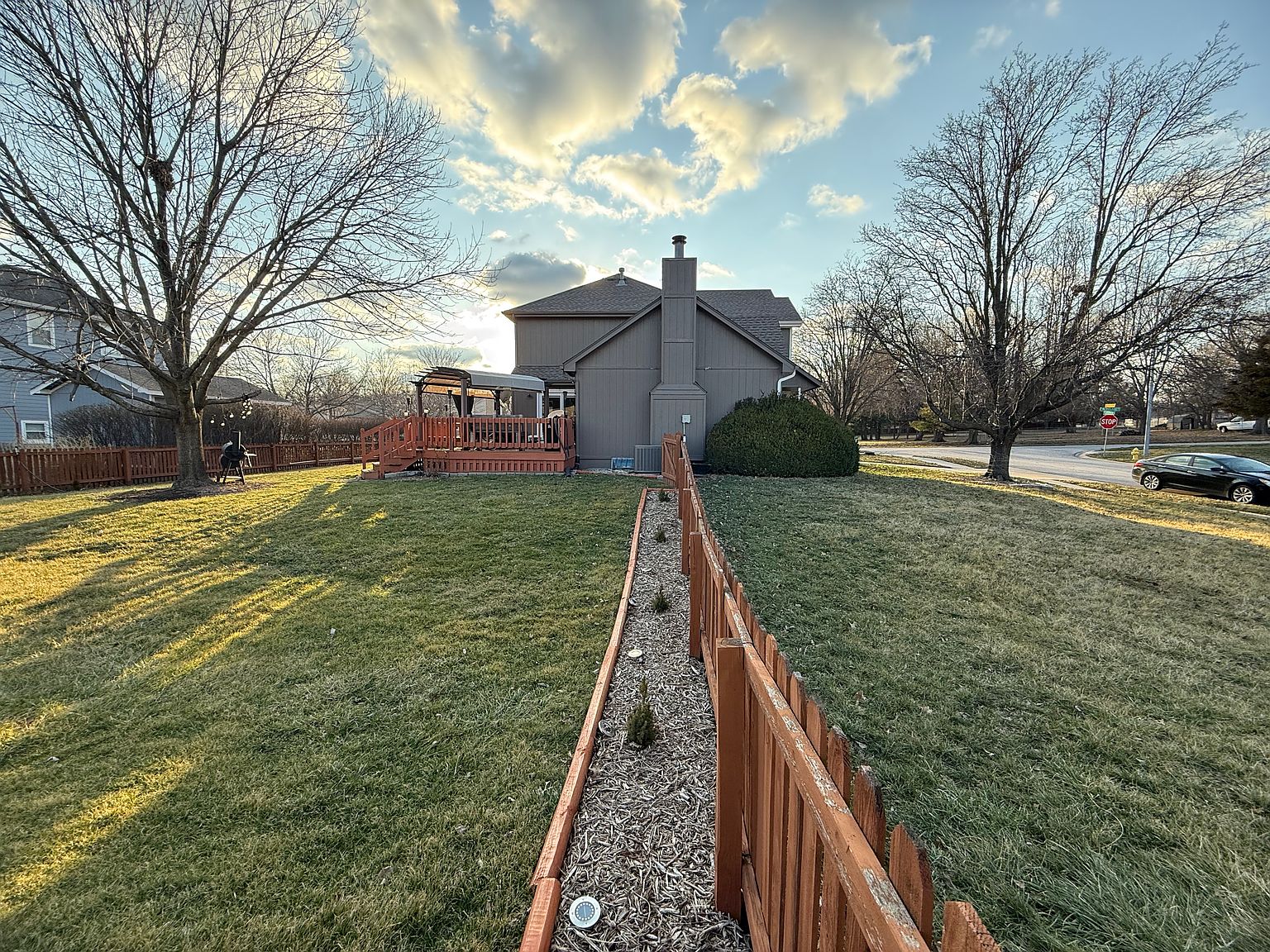 1549 W Dartmouth Street — photo 6