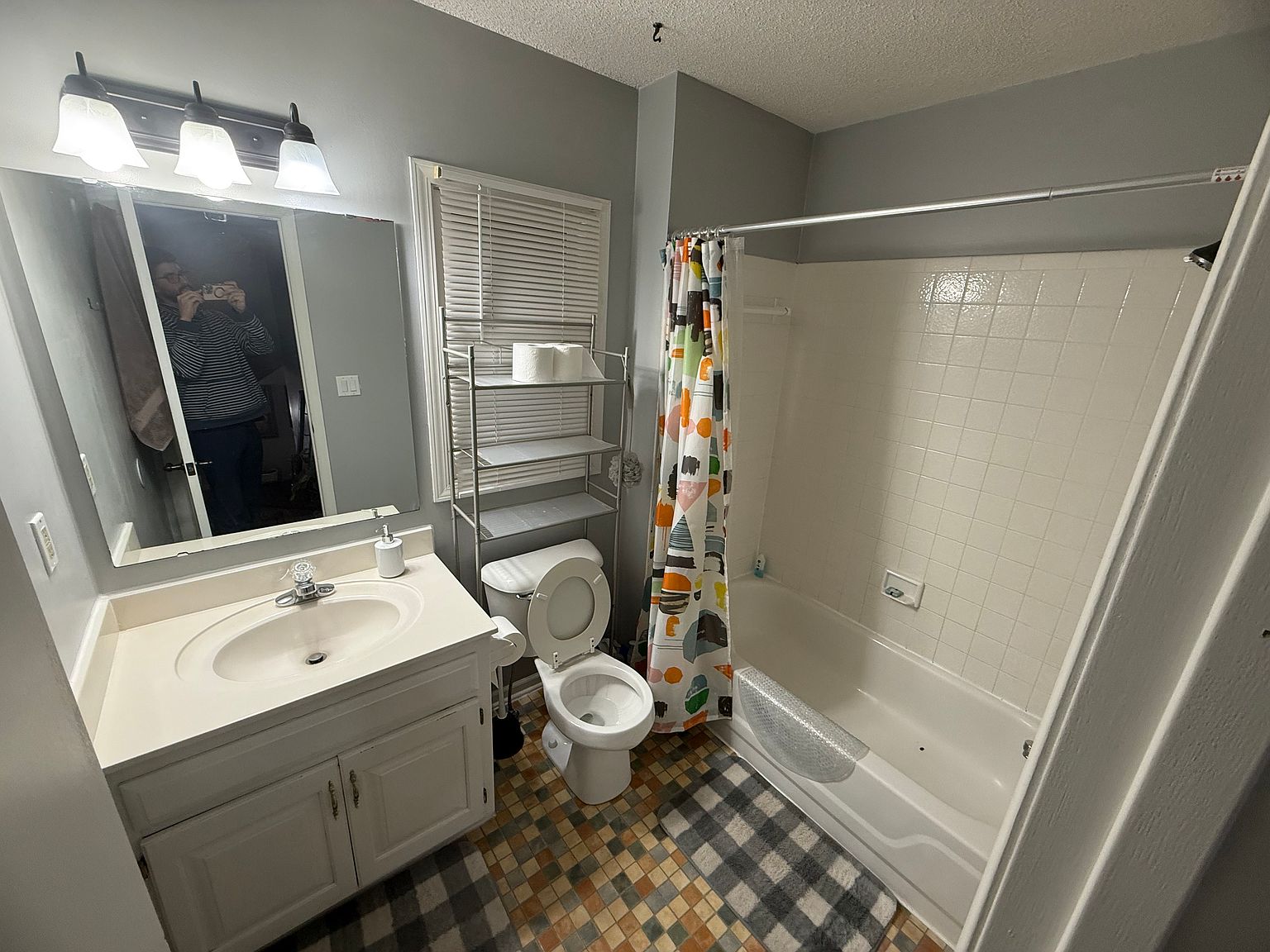 1549 W Dartmouth Street — photo 16