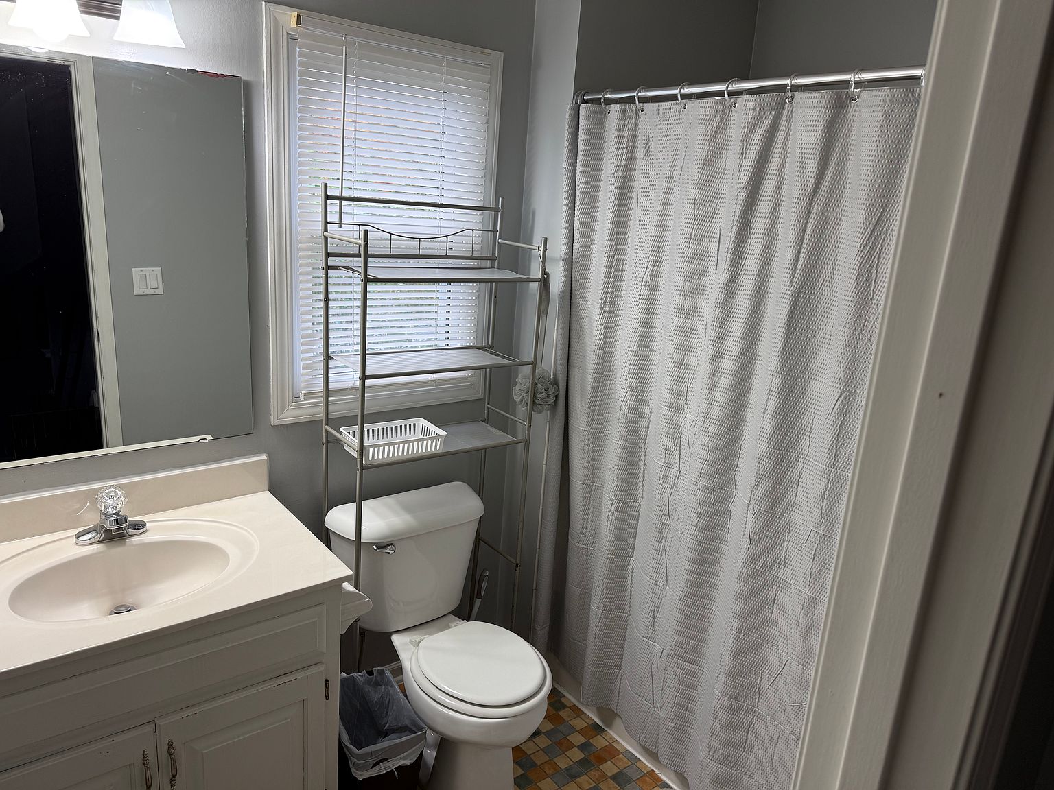 1549 W Dartmouth Street — photo 29