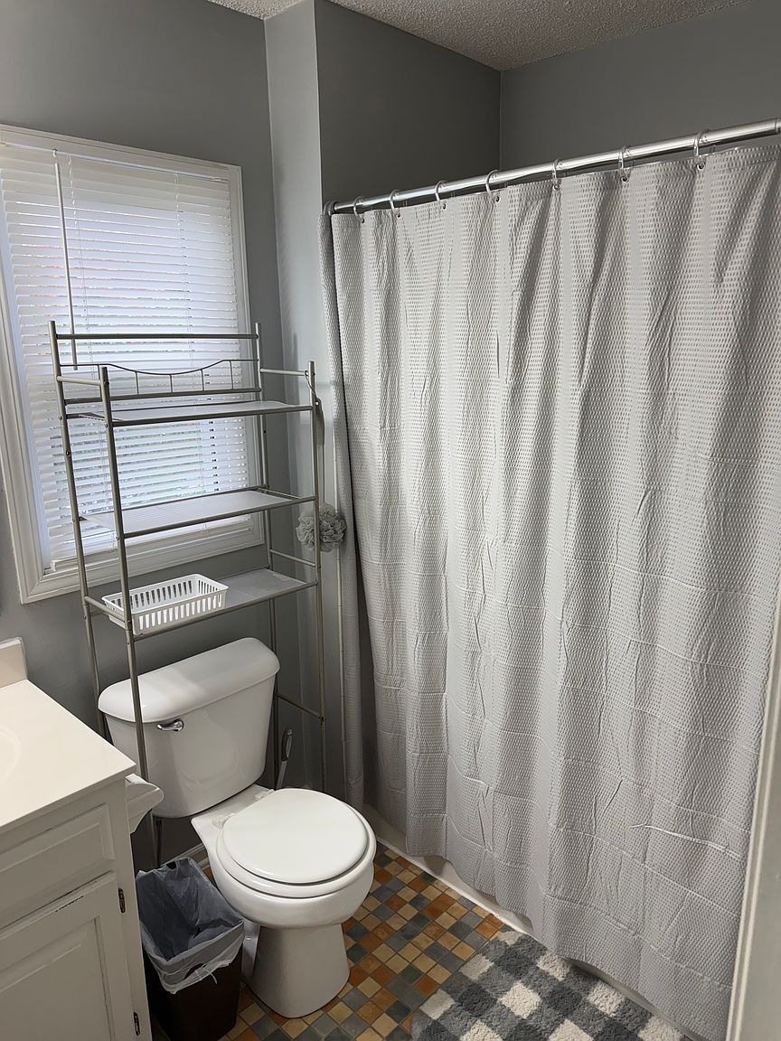 1549 W Dartmouth Street — photo 31