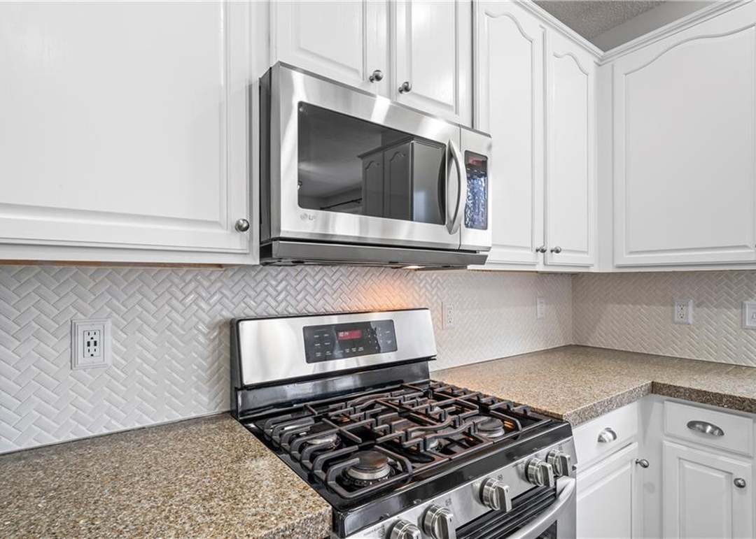 15549 S Blackfeather Street — photo 15