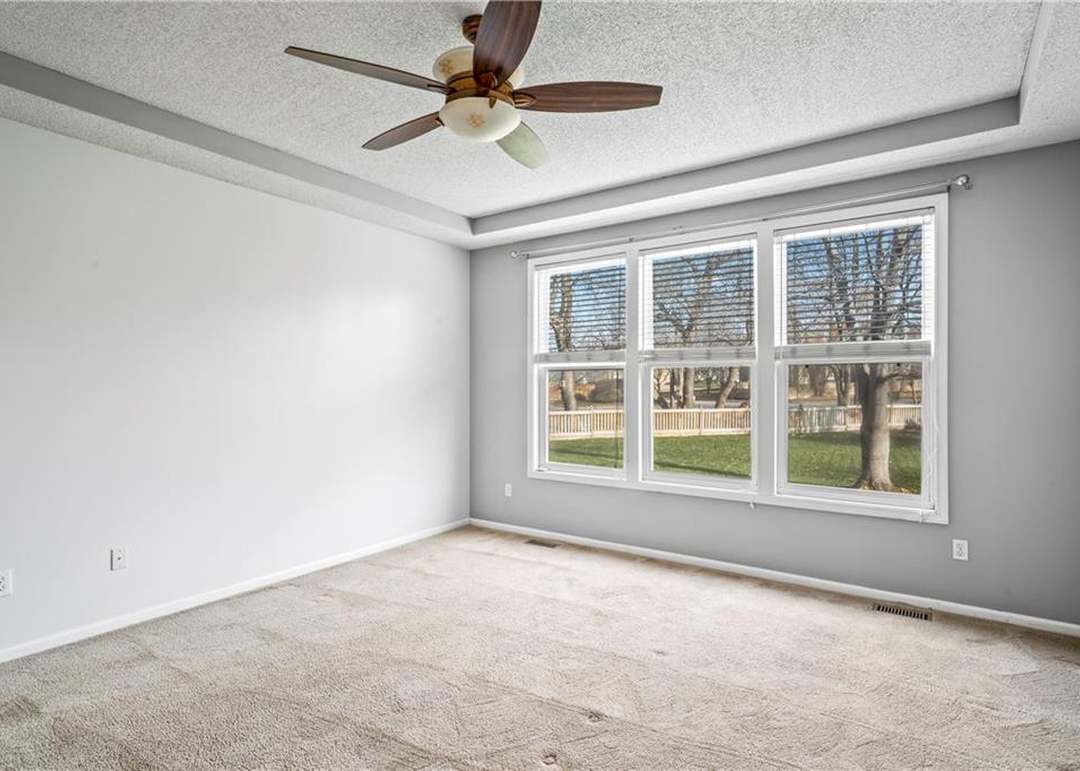 15549 S Blackfeather Street — photo 24
