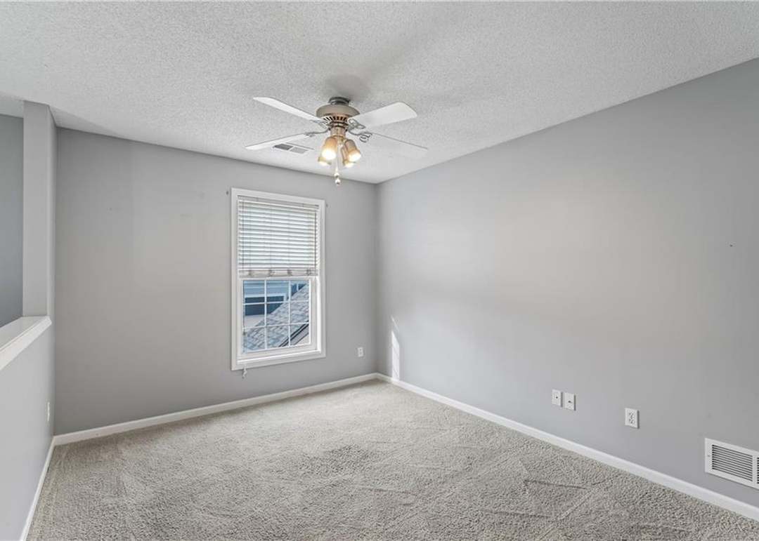 15549 S Blackfeather Street — photo 33