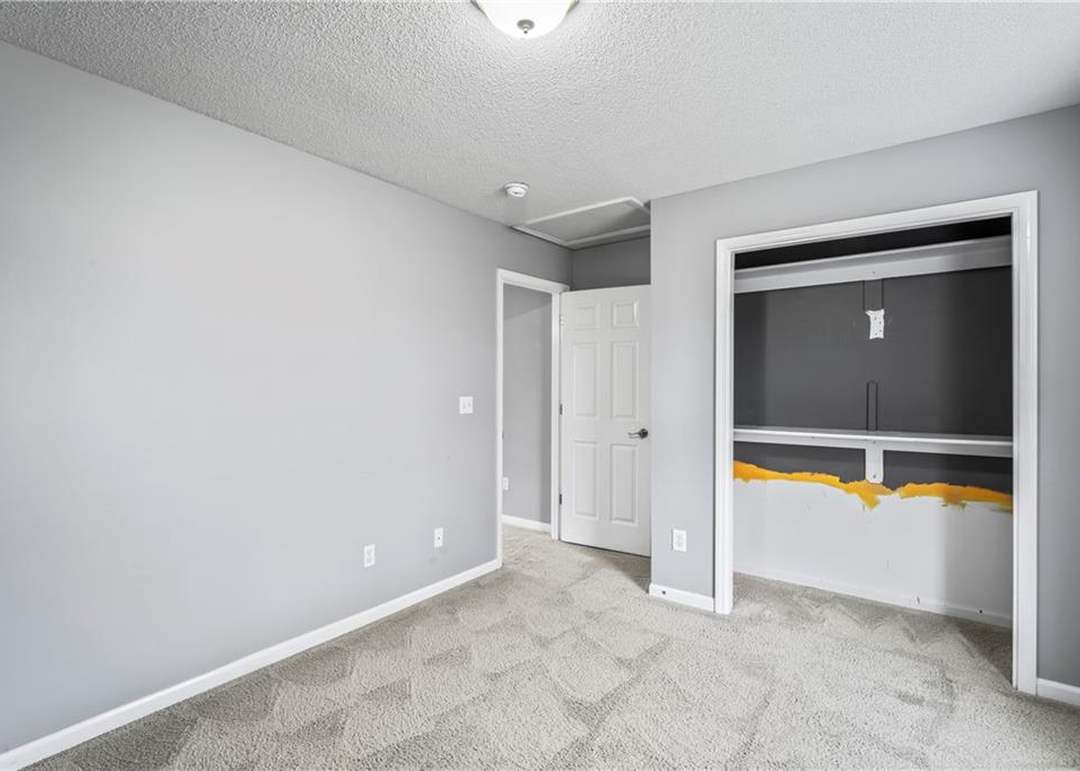 15549 S Blackfeather Street — photo 39