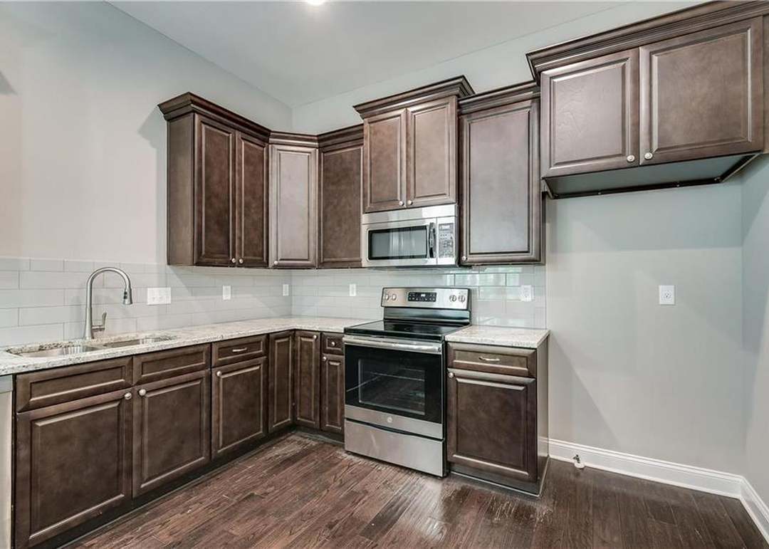 15584 S Church Street — photo 9