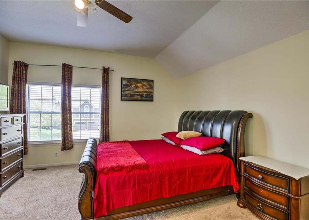 15617 Foster Street — photo 15