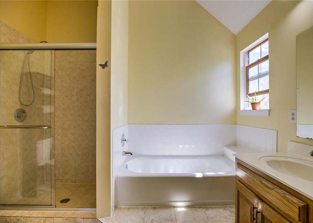 15617 Foster Street — photo 16
