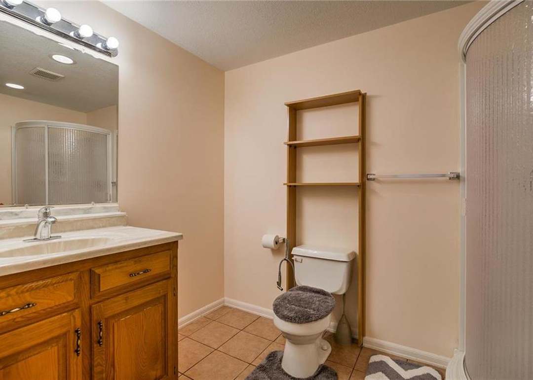 15617 Foster Street — photo 19