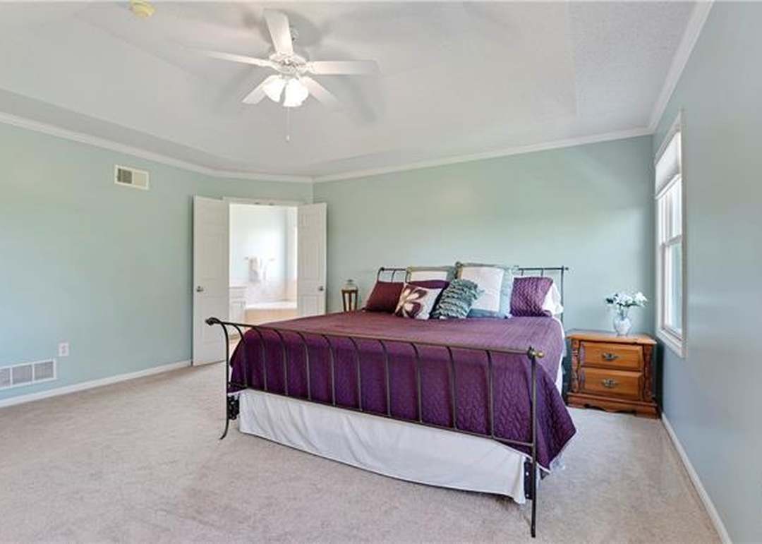 15651 S Widmer Street — photo 4