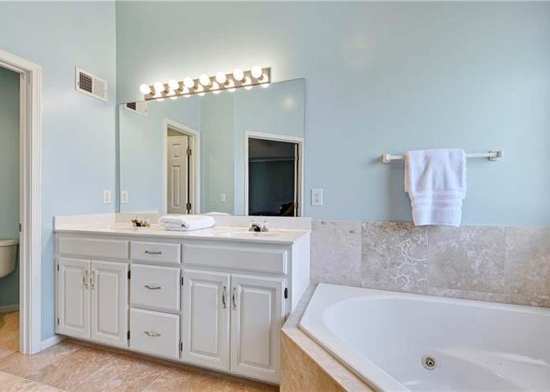 15651 S Widmer Street — photo 21