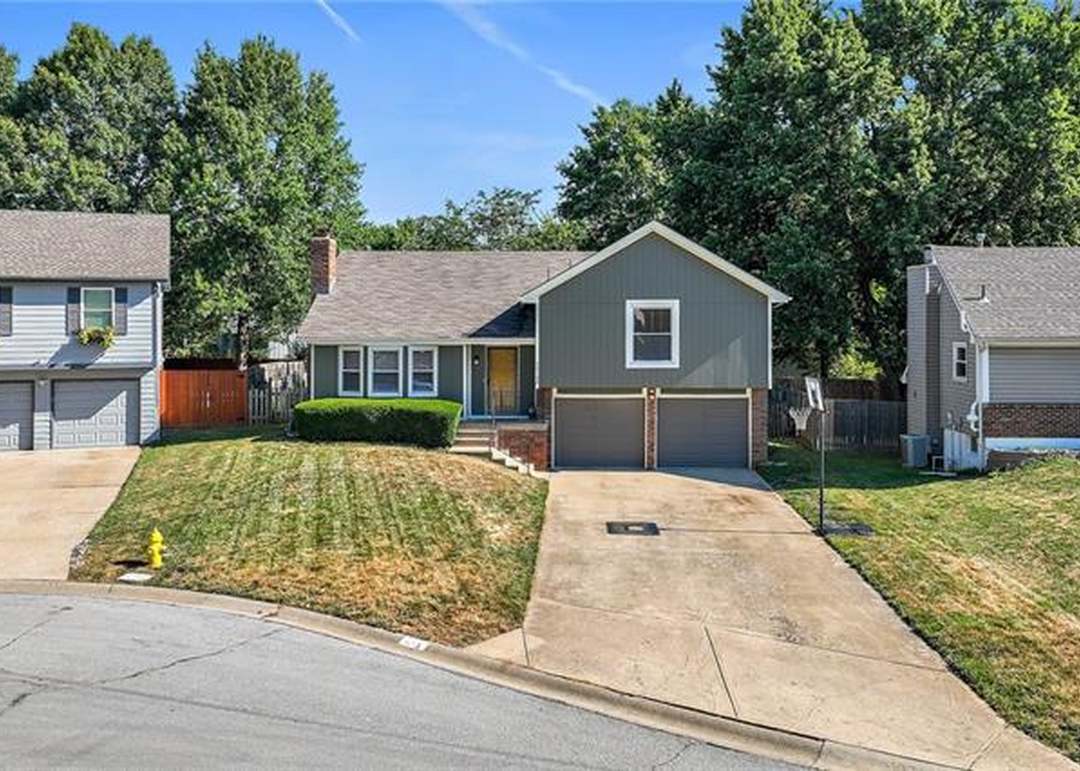 15700 W 126 Terrace — photo 30