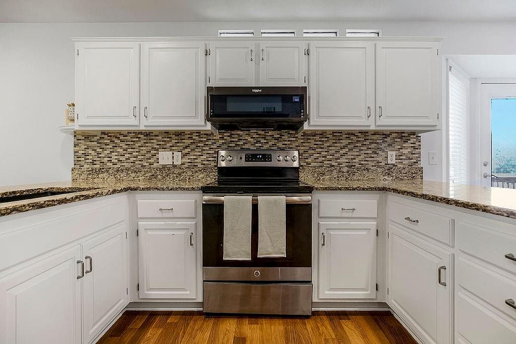 15818 Horton Lane — photo 11
