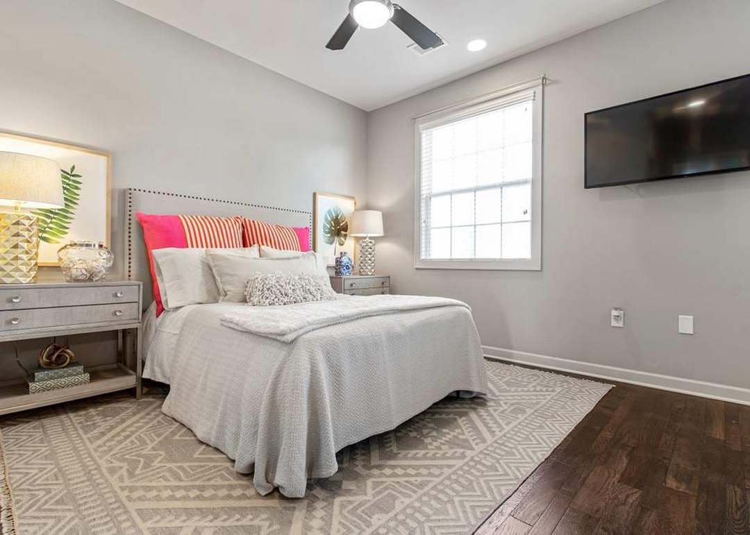 15845 Valley View Drive — photo 16