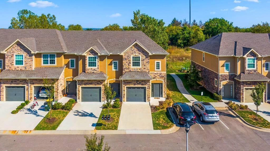 15845 Valley View Drive — photo 30
