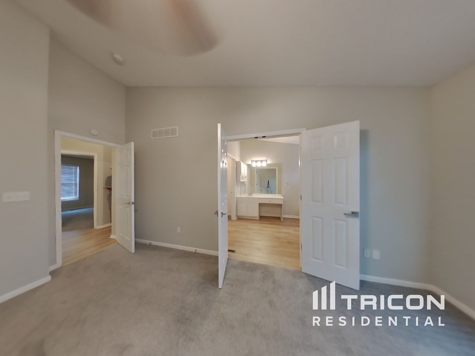 15892 W 157th Terrace — photo 8